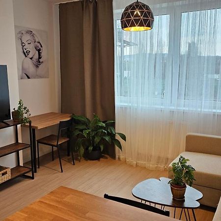 2 Room Apartment With Terrace, New Building, 413 Bratislava Eksteriør billede
