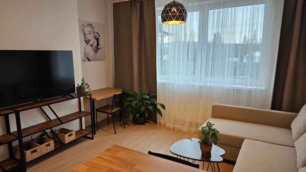 2 Room Apartment With Terrace, New Building, 413 Bratislava Eksteriør billede